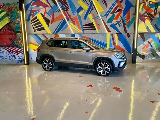 VOLKSWAGEN TAOS 1.4 250 TSI TOTAL FLEX HIGHLINE AUTOMÁTICO